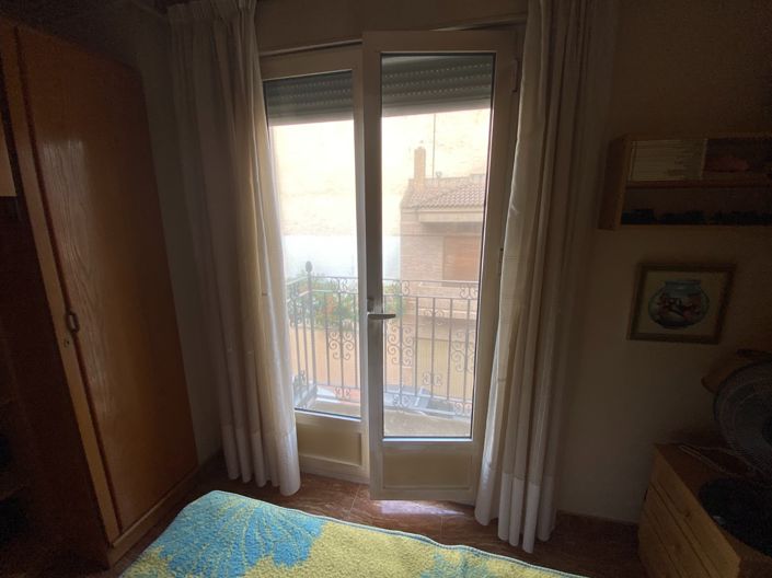 Image No.17-4 Bed Townhouse for sale