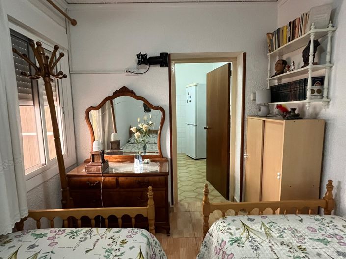 Image No.15-3 Bed Townhouse for sale