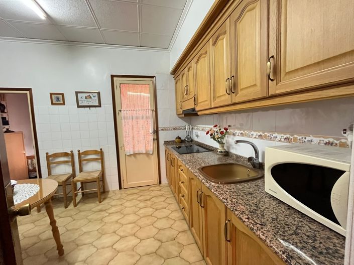 Image No.9-3 Bed Townhouse for sale
