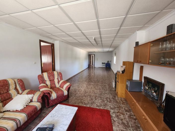 Image No.26-7 Bed Country House for sale