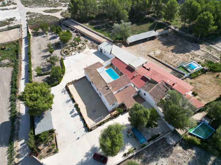 Image No.44-7 Bed Country House for sale