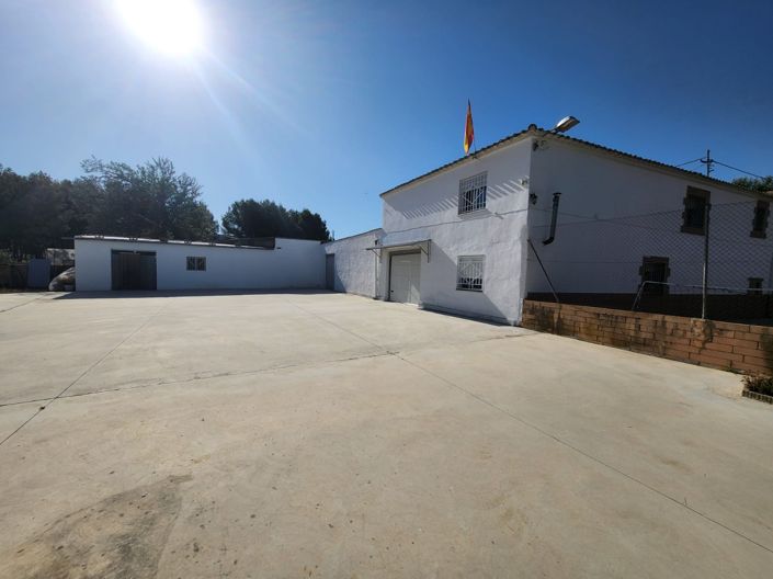Image No.50-7 Bed Country House for sale