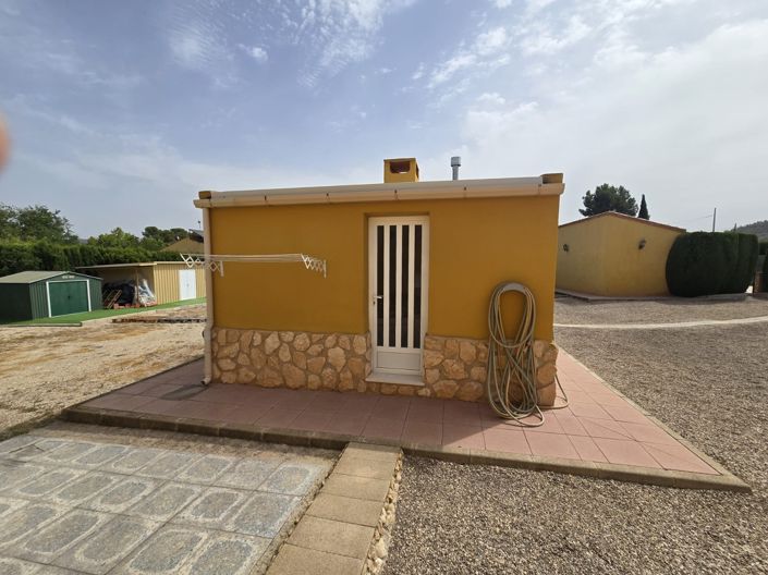 Image No.33-4 Bed Country House for sale