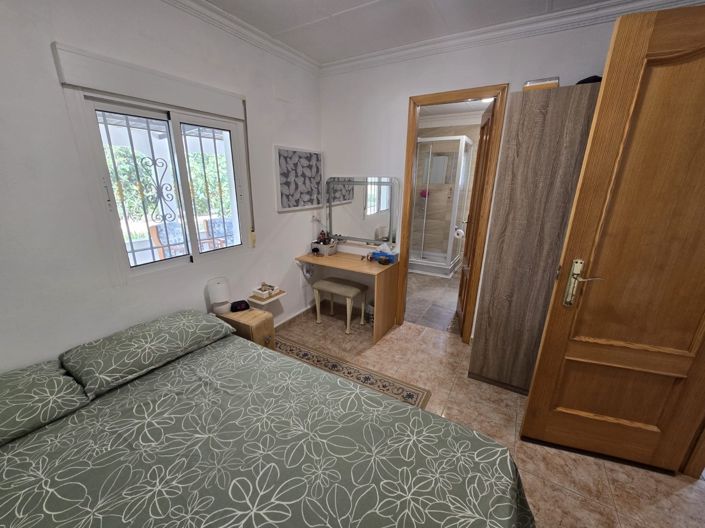 Image No.12-3 Bed Villa for sale