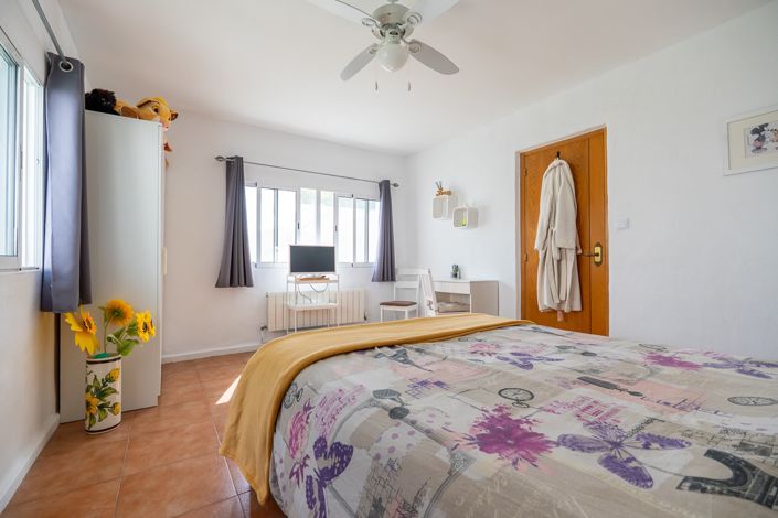Image No.26-4 Bed Villa for sale