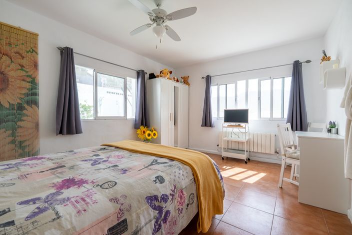 Image No.27-4 Bed Villa for sale