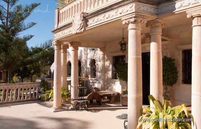 Image No.5-5 Bed Villa for sale