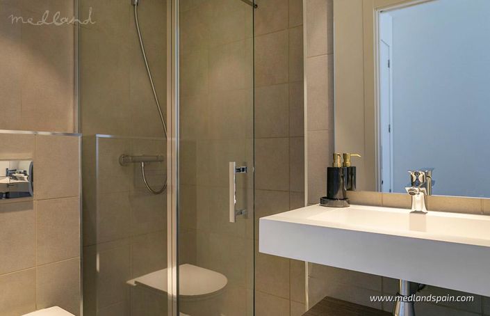 Image No.11-3 Bed Apartment for sale