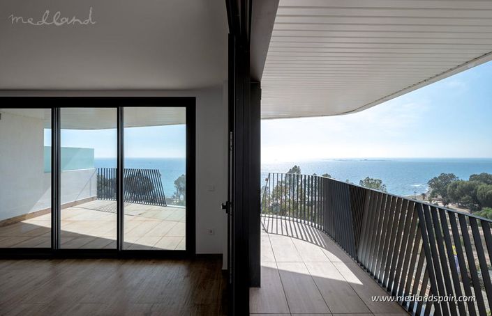 Image No.3-3 Bed Apartment for sale