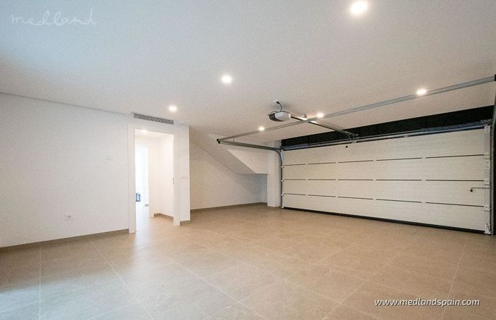 Image No.16-4 Bed Villa for sale