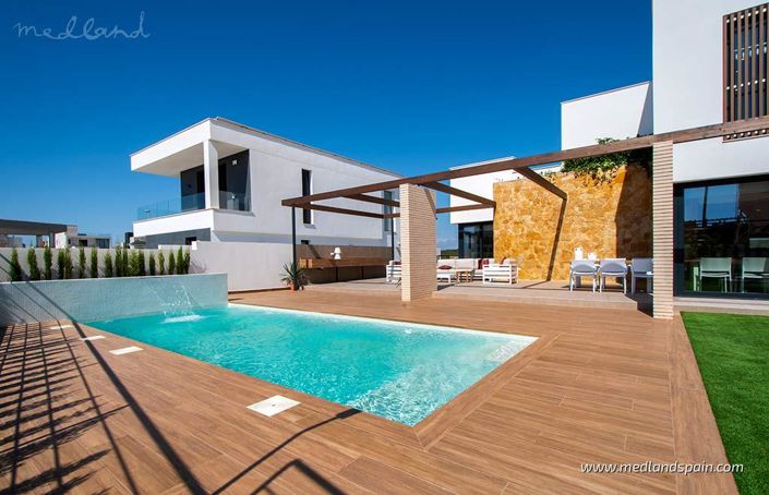 Image No.6-4 Bed Villa for sale