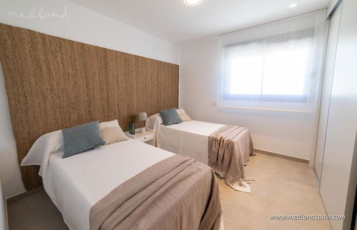 Image No.12-2 Bed Apartment for sale