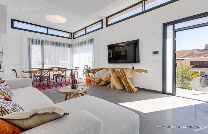 Image No.5-4 Bed Villa for sale