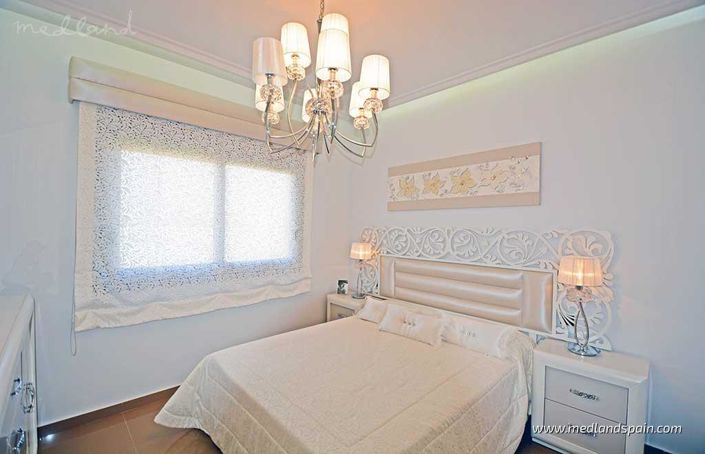 Image No.11-Villa de 4 chambres à vendre à Orihuela Costa