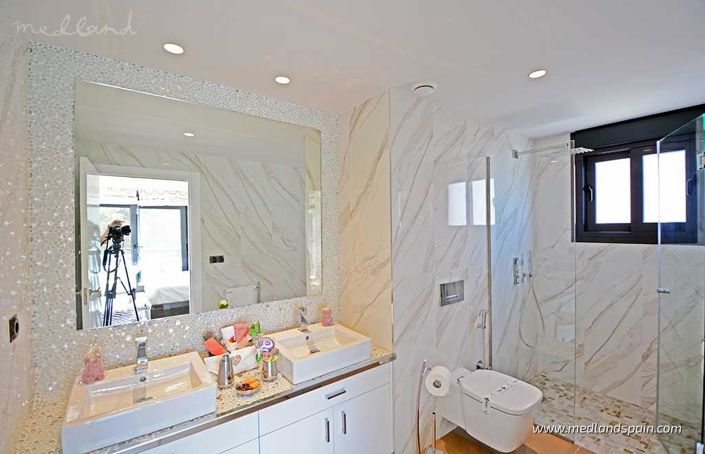 Image No.12-Villa de 4 chambres à vendre à Orihuela Costa