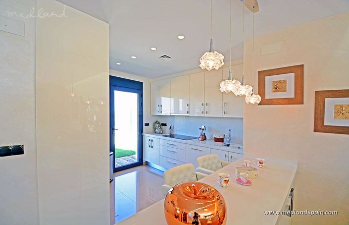 Image No.5-Villa de 4 chambres à vendre à Orihuela Costa