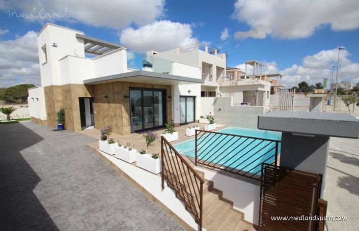 Image No.1-Villa de 2 chambres à vendre à La Manga del Mar Menor