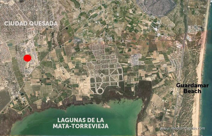 Image No.3-Villa de 4 chambres à vendre à Ciudad Quesada