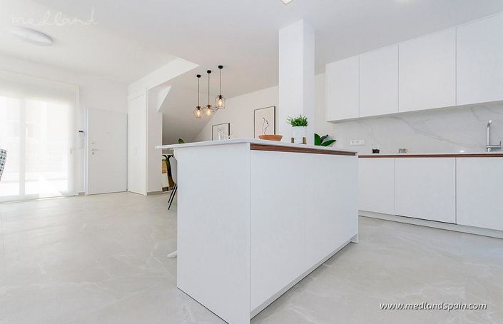 Image No.11-3 Bed Apartment for sale