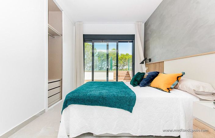 Image No.16-3 Bed Apartment for sale