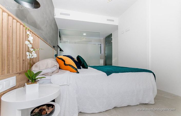 Image No.13-3 Bed Apartment for sale