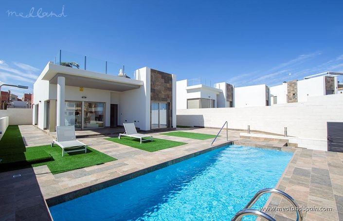Image No.1-3 Bed Villa for sale