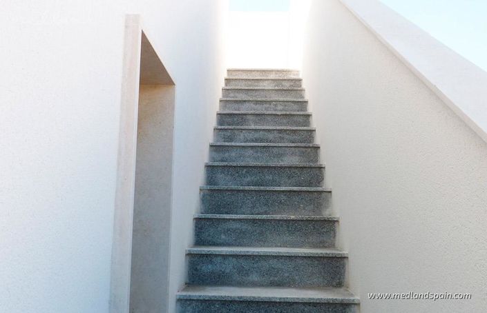 Image No.12-3 Bed Townhouse for sale