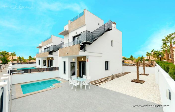 Image No.1-Villa de 3 chambres à vendre à Torrevieja