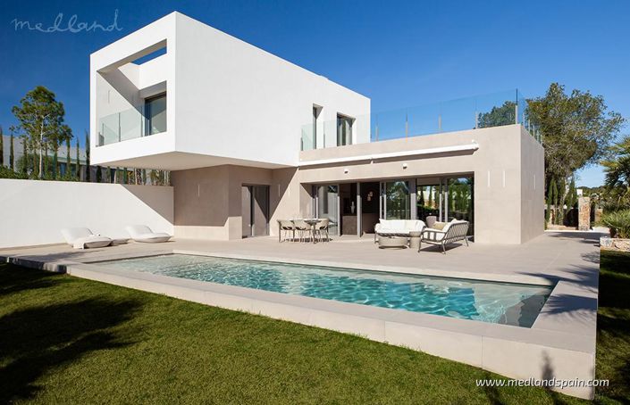 Image No.1-3 Bed Villa for sale