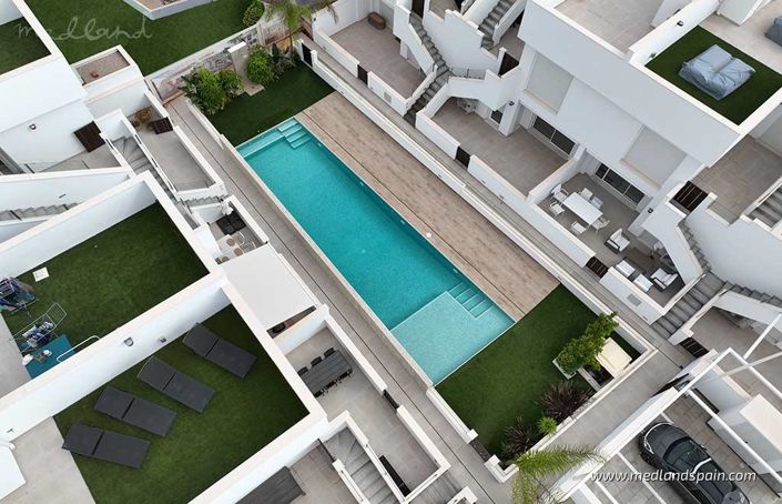 Image No.15-3 Bed Apartment for sale