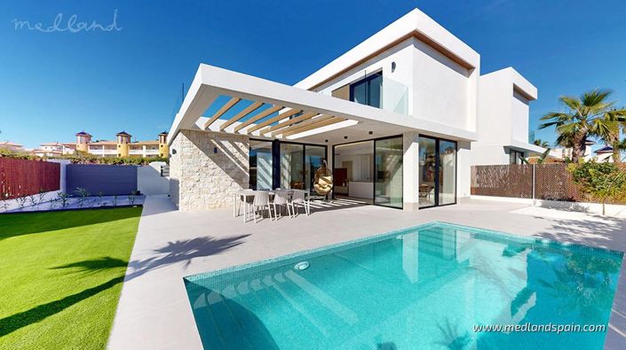 Image No.1-Villa de 3 chambres à vendre à Orihuela Costa