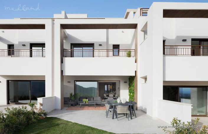 Image No.1-Maison de ville de 3 chambres à vendre à Marbella