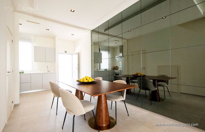 Image No.9-2 Bed Townhouse for sale