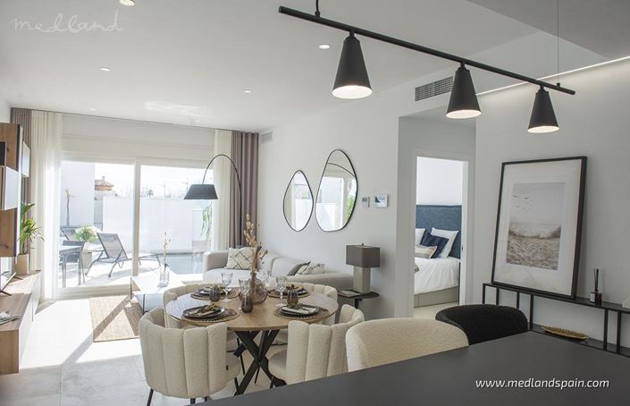 Image No.5-3 Bed Townhouse for sale