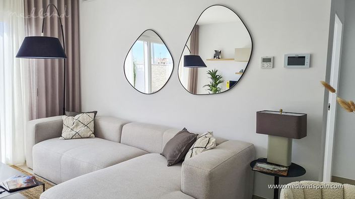 Image No.7-3 Bed Townhouse for sale