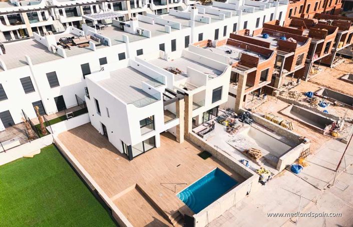 Image No.3-Villa de 4 chambres à vendre à Torrevieja