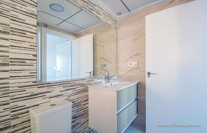 Image No.6-3 Bed Apartment for sale