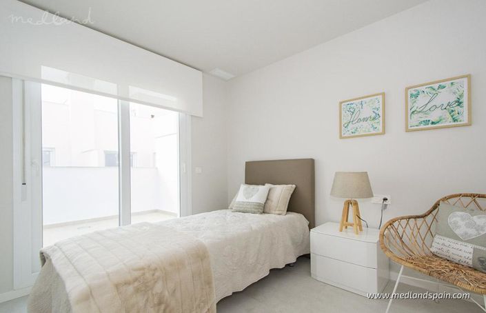 Image No.8-3 Bed Villa for sale