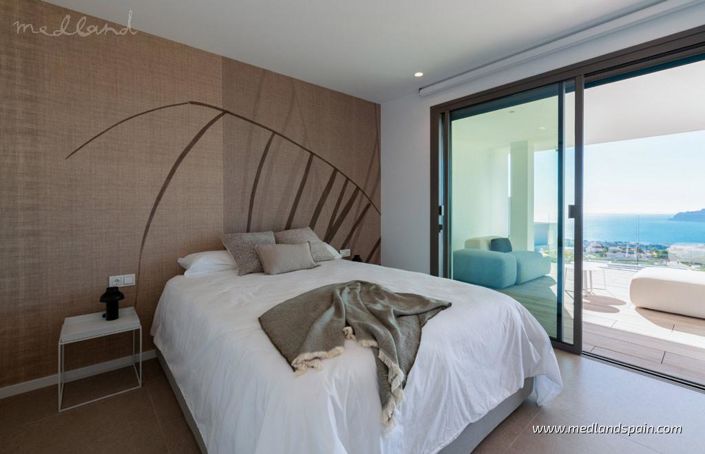 Image No.14-4 Bed Villa for sale