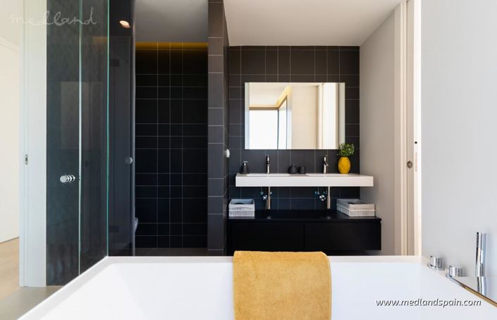 Image No.7-4 Bed Villa for sale