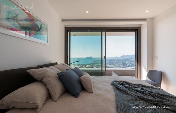 Image No.9-4 Bed Villa for sale