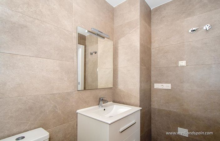 Image No.8-3 Bed Villa for sale