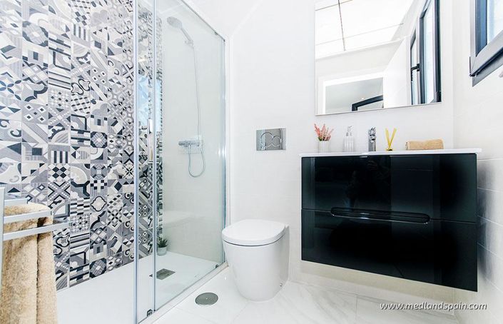 Image No.12-3 Bed Villa for sale