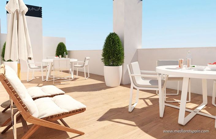 Image No.8-2 Bed Apartment for sale