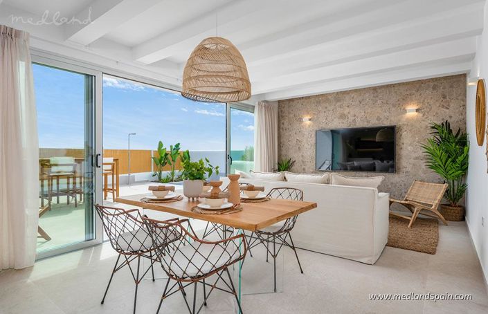 Image No.4-3 Bed Villa for sale