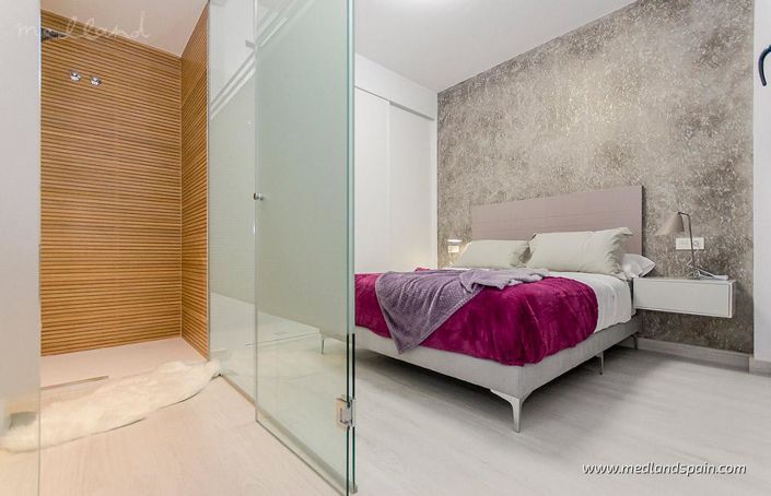 Image No.9-2 Bed Apartment for sale