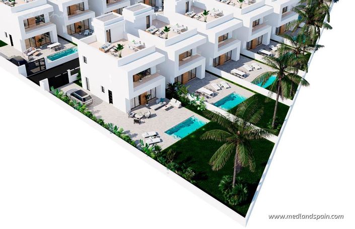 Image No.10-3 Bed Townhouse for sale