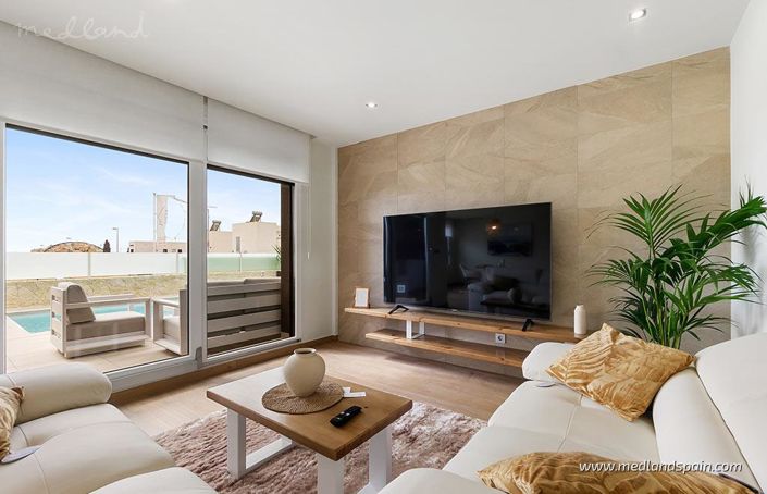 Image No.7-3 Bed Villa for sale