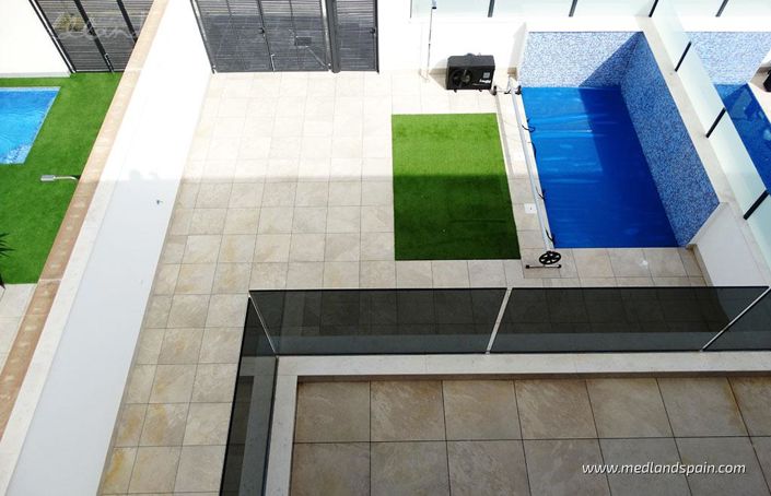 Image No.4-3 Bed Townhouse for sale