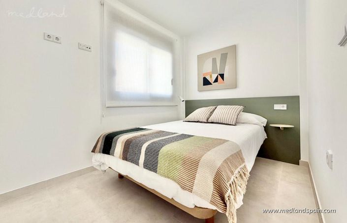 Image No.6-3 Bed Townhouse for sale